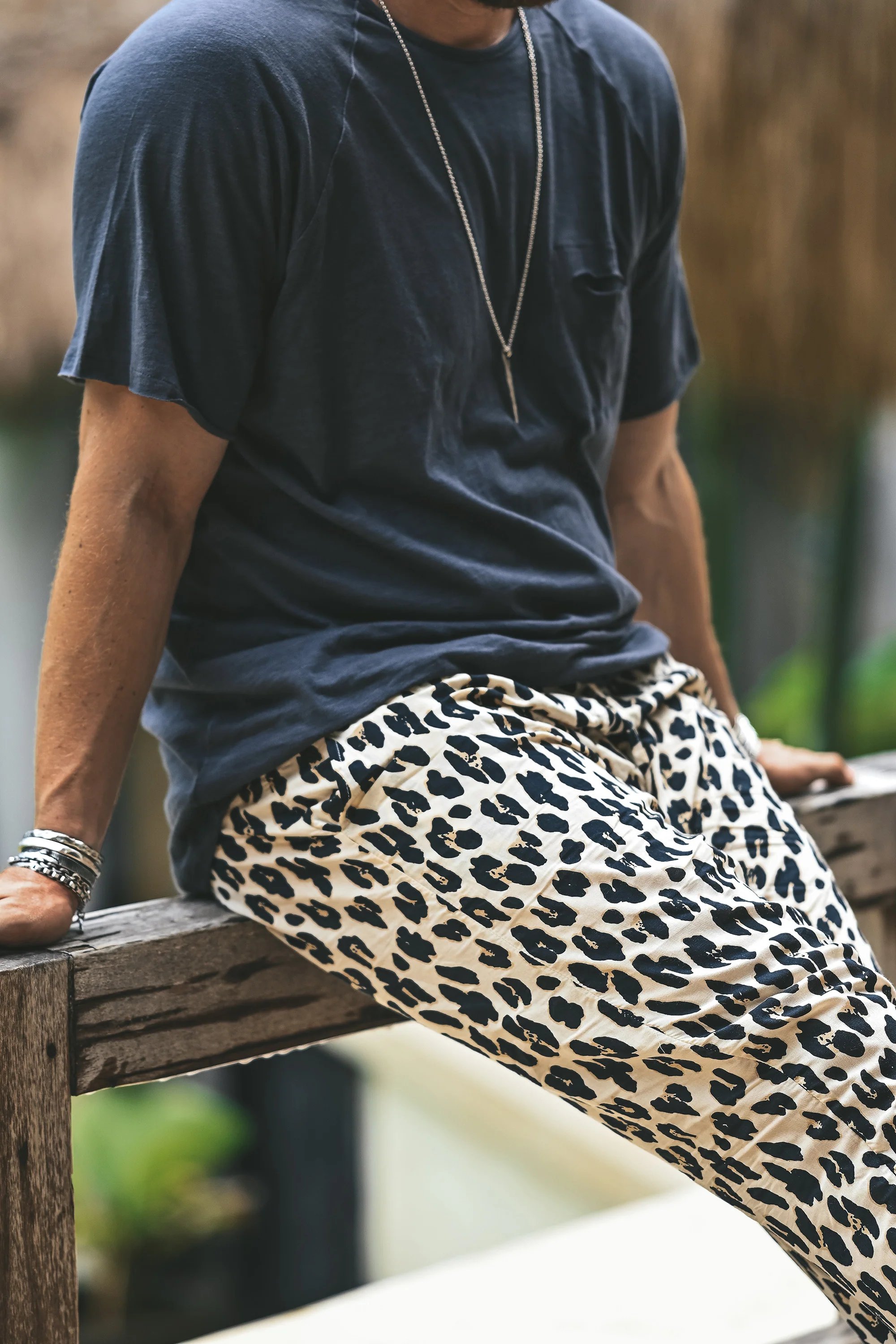 Ibiza resort pants leopard grey - Image 12