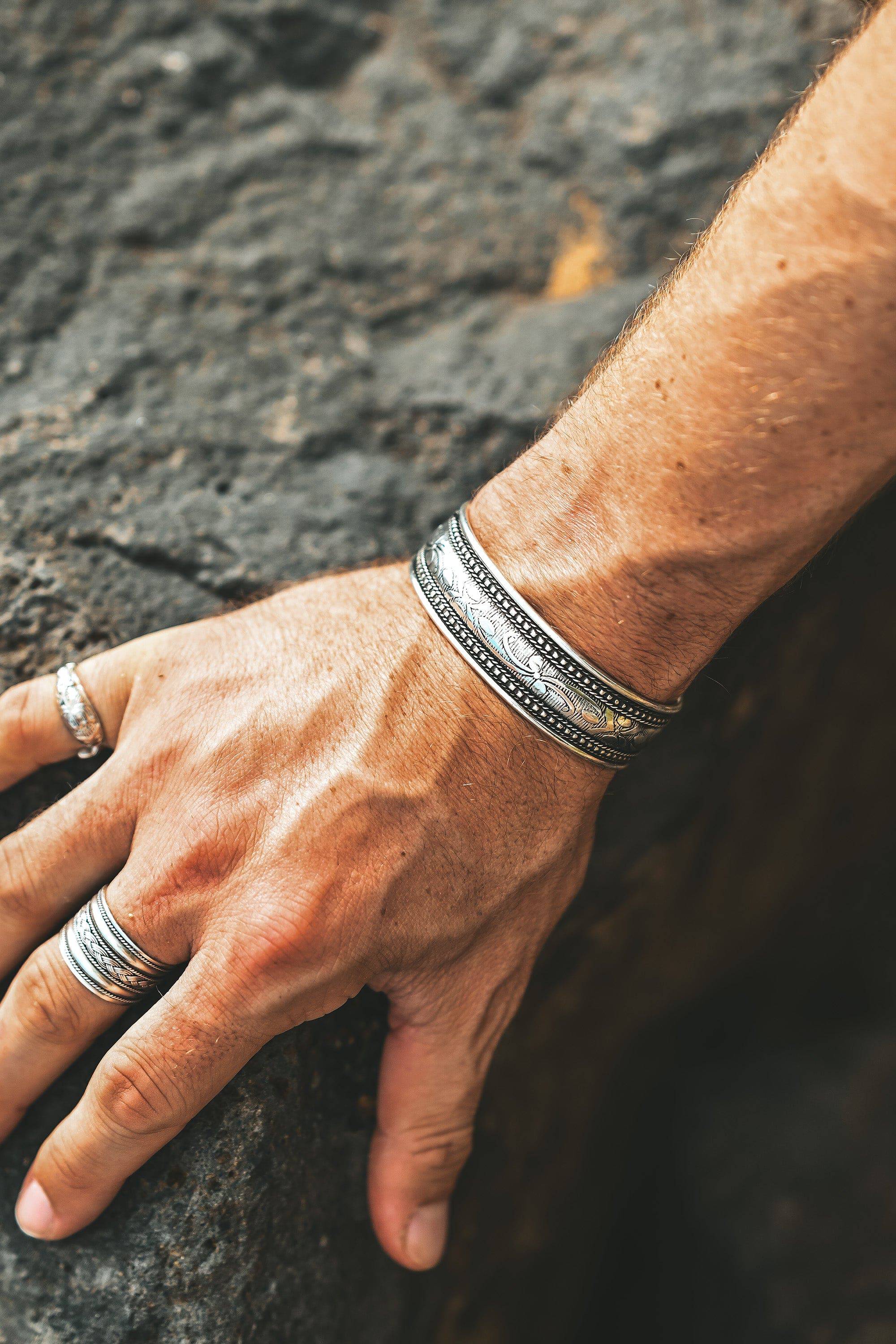 Kali cuff bracelet - Image 2