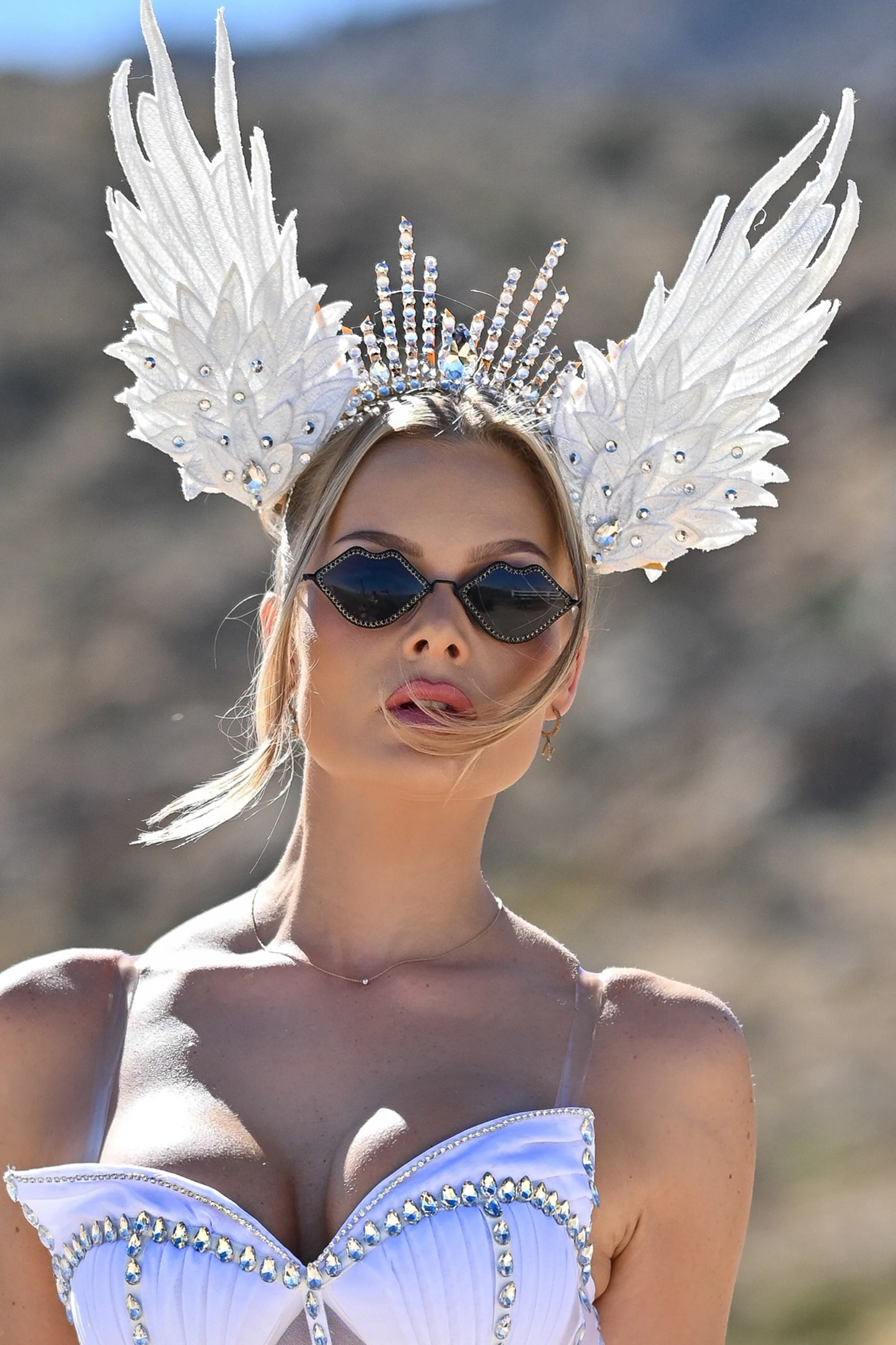 Sola angel crown white - Image 2