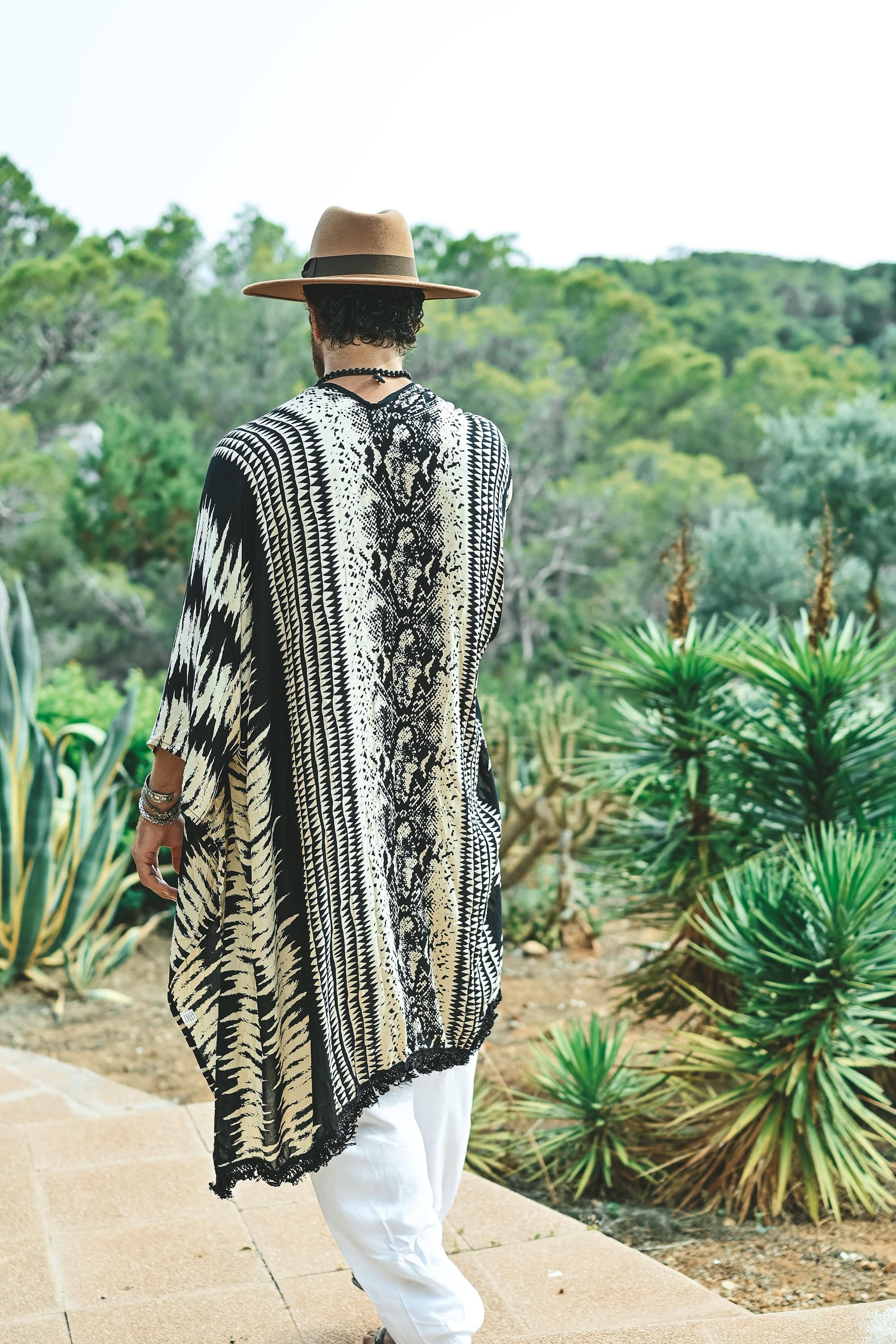The Amondari Fringe Kimono Black - Image 3